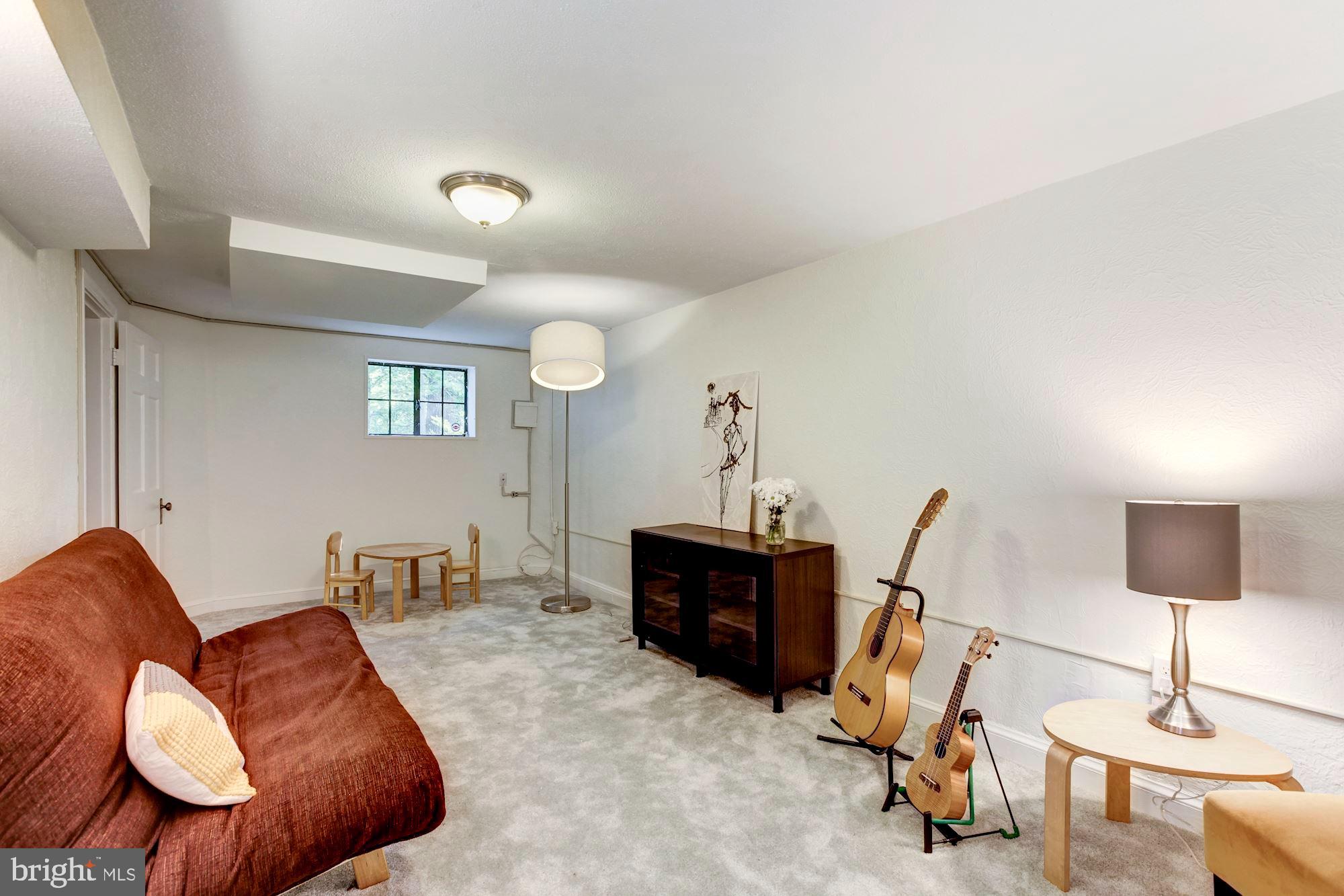 307 Windsor Street Silver Spring, MD 20910 - Photo 20 of 29 Gallery Image 20