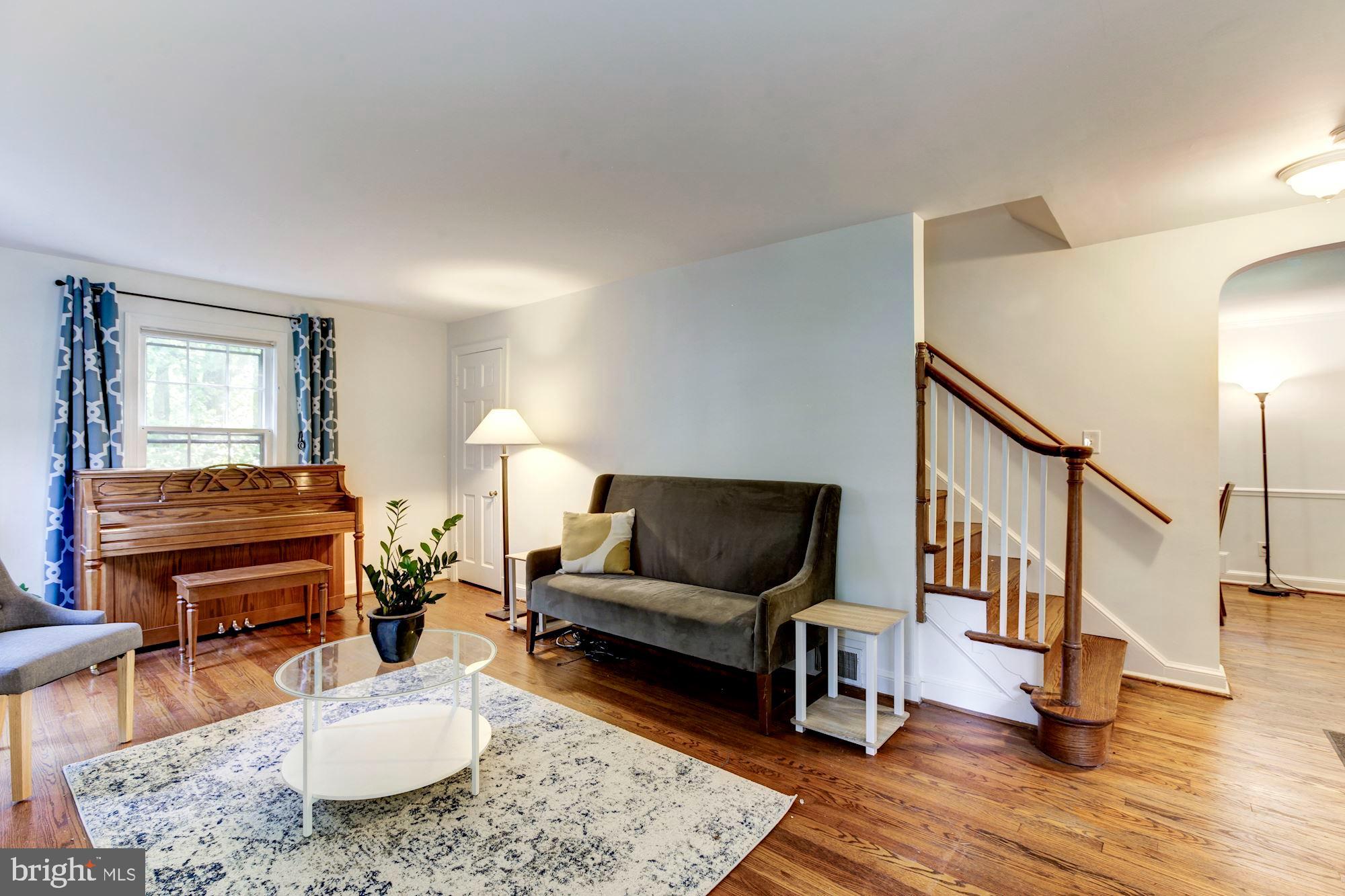 307 Windsor Street Silver Spring, MD 20910 - Photo 6 of 29 Gallery Image 6