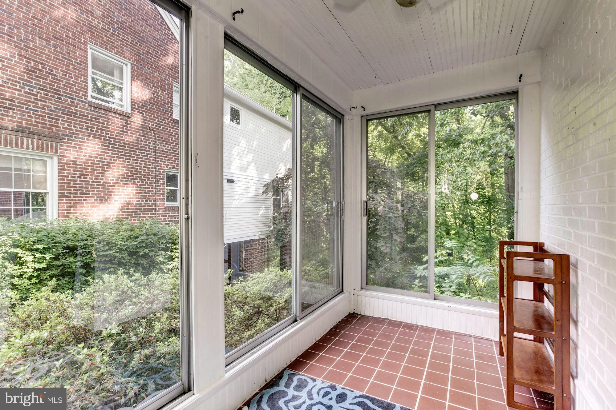 307 Windsor Street Silver Spring, MD 20910 - Photo 7 of 29 Gallery Image 7