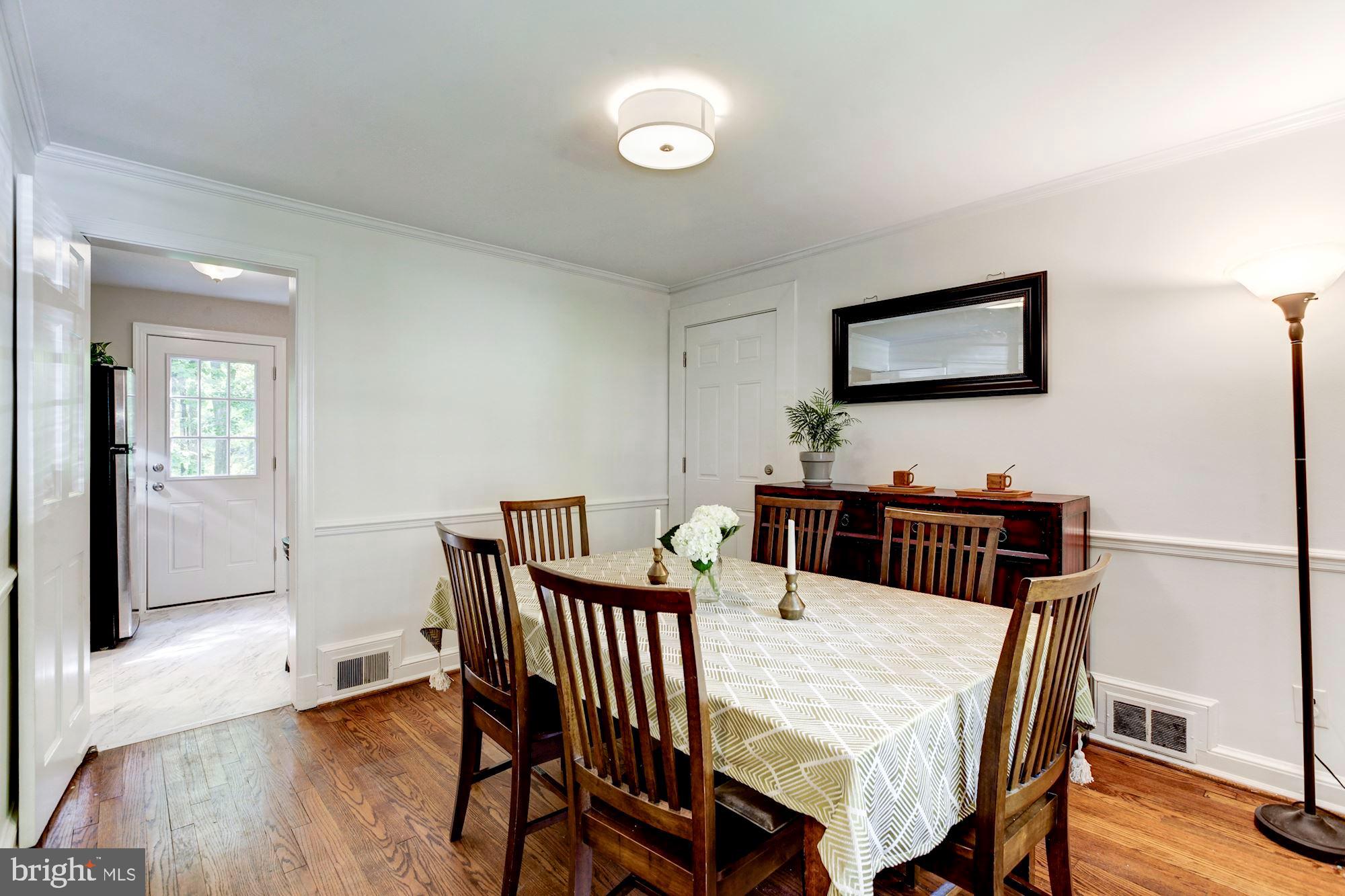 307 Windsor Street Silver Spring, MD 20910 - Photo 8 of 29 Gallery Image 8