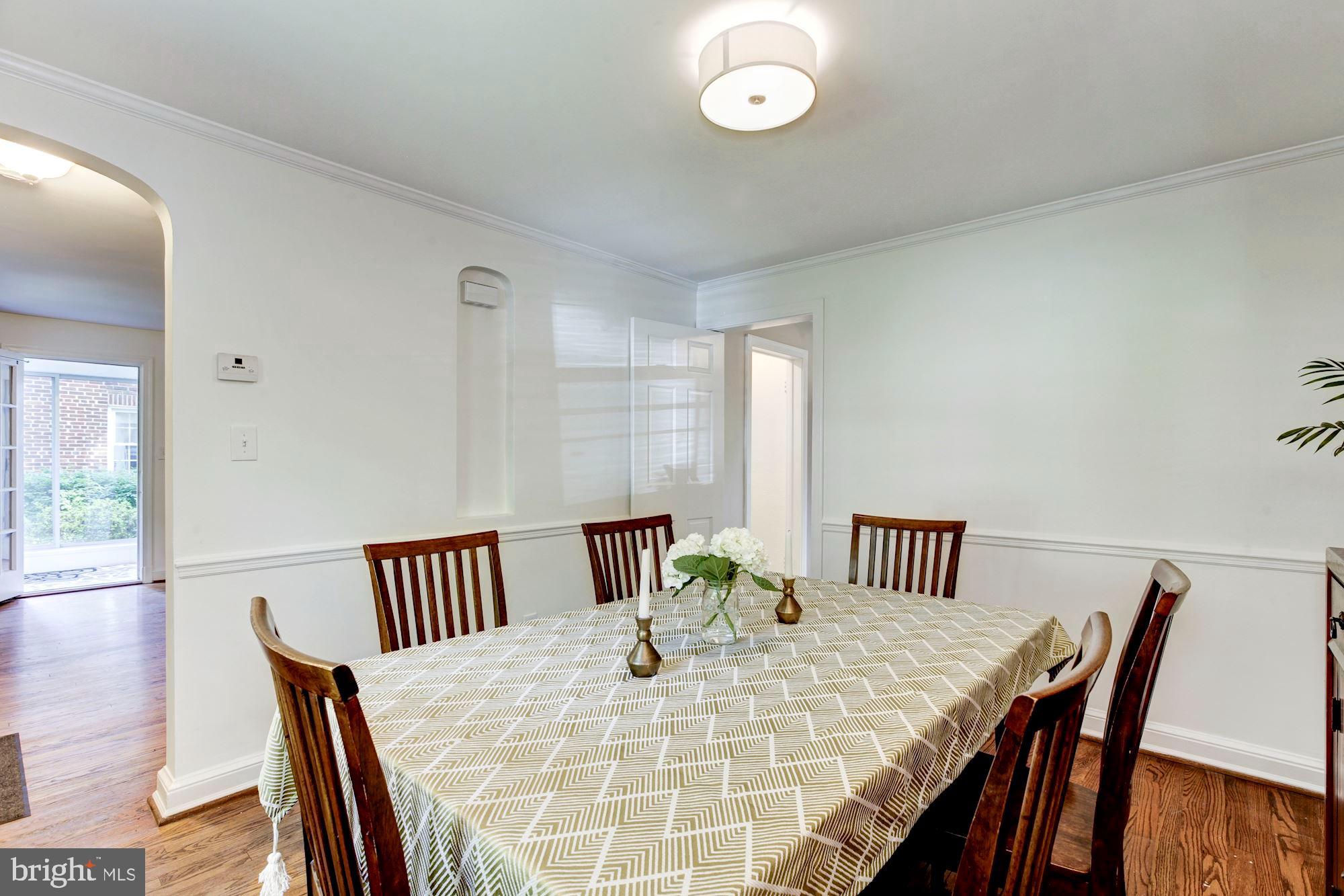 307 Windsor Street Silver Spring, MD 20910 - Photo 9 of 29 Gallery Image 9