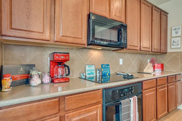 $2,800 | 16309 Dry Creek Boulevard, Prosper, TX 75078