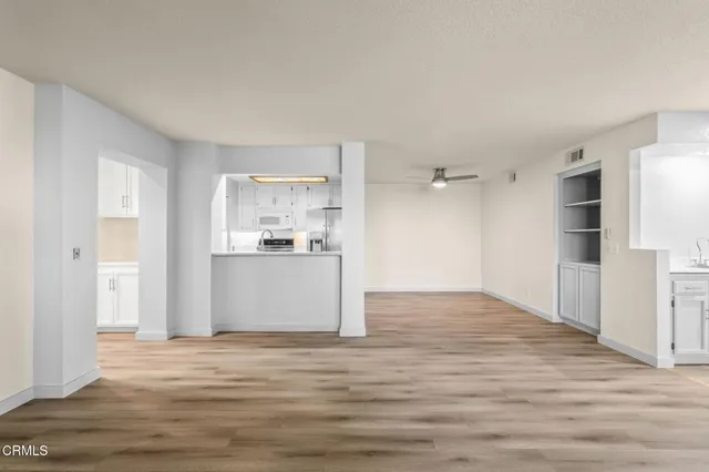 $799,000 | 2202 Martinique Lane, Oxnard, CA 93035