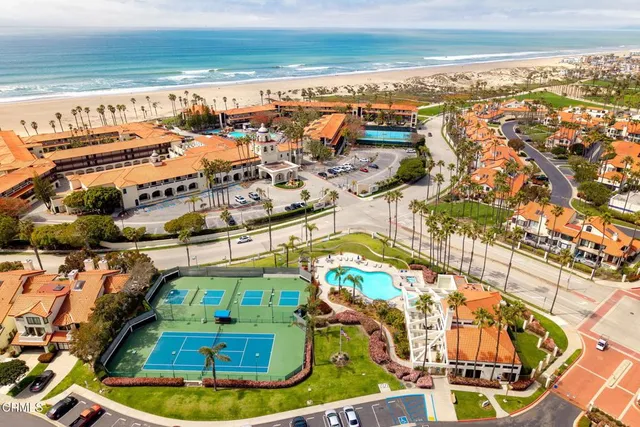 $799,000 | 2202 Martinique Lane, Oxnard, CA 93035