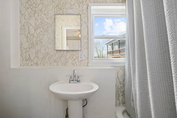 $1,775 | 70 North Street, Unit A, Ware, MA 01082