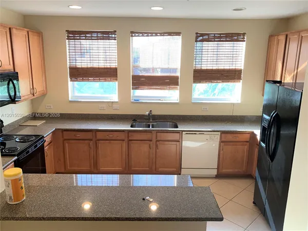$2,750 | 690 Amador Lane, Unit 2, West Palm Beach, FL 33401