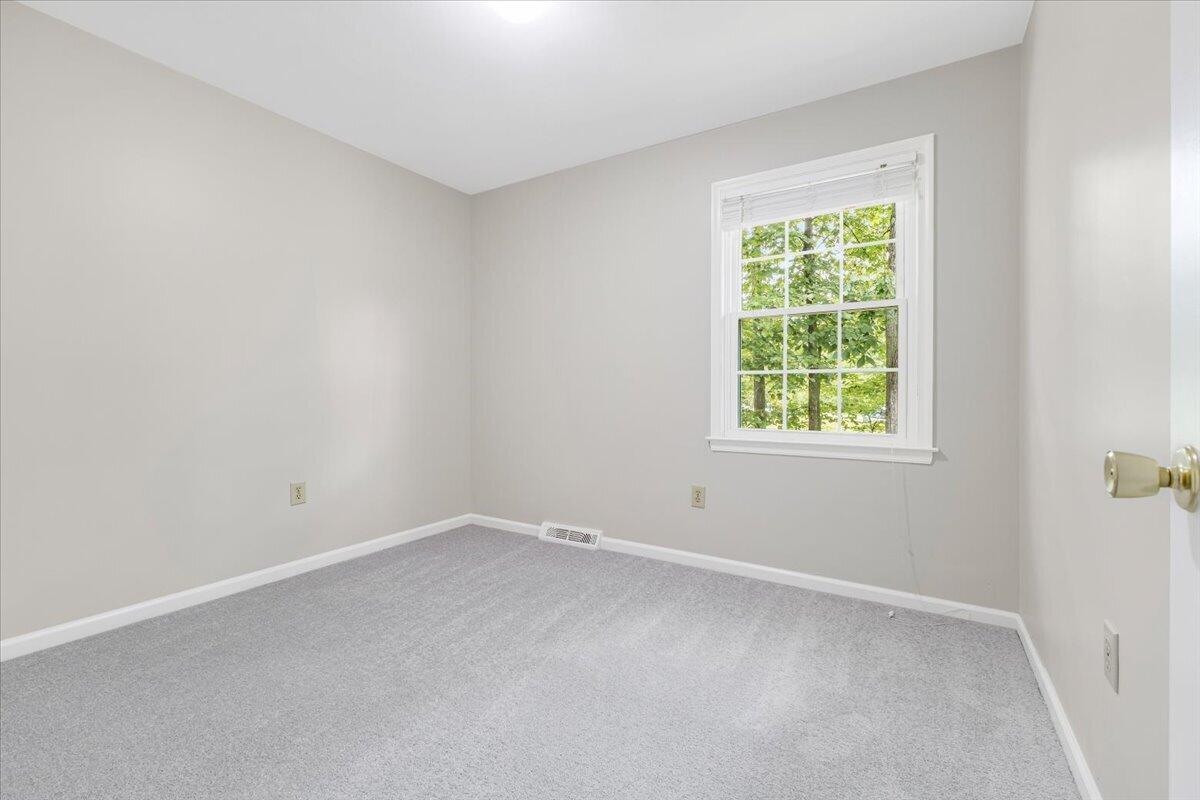165 Beachmont Drive Blue Ridge, VA 24064 - Photo 20 of 39 21-165 Beachmont Dr-21