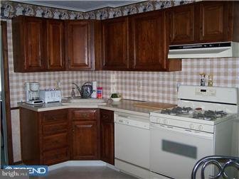 31 Haines Mill Road Delran, NJ 08075 - Photo 4 of 12 Kitchen