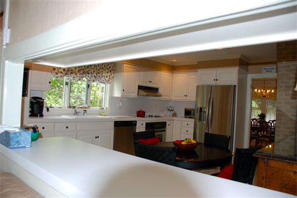 66 Orchard Road Swampscott, MA 01907 - Photo 11 of 22 Gallery Image 11