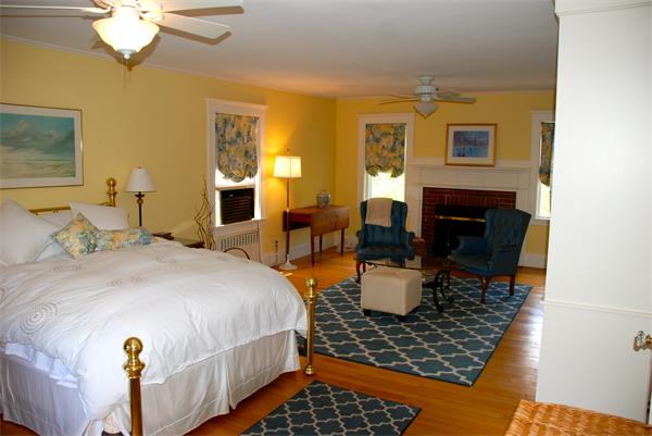 66 Orchard Road Swampscott, MA 01907 - Photo 14 of 22 Gallery Image 14