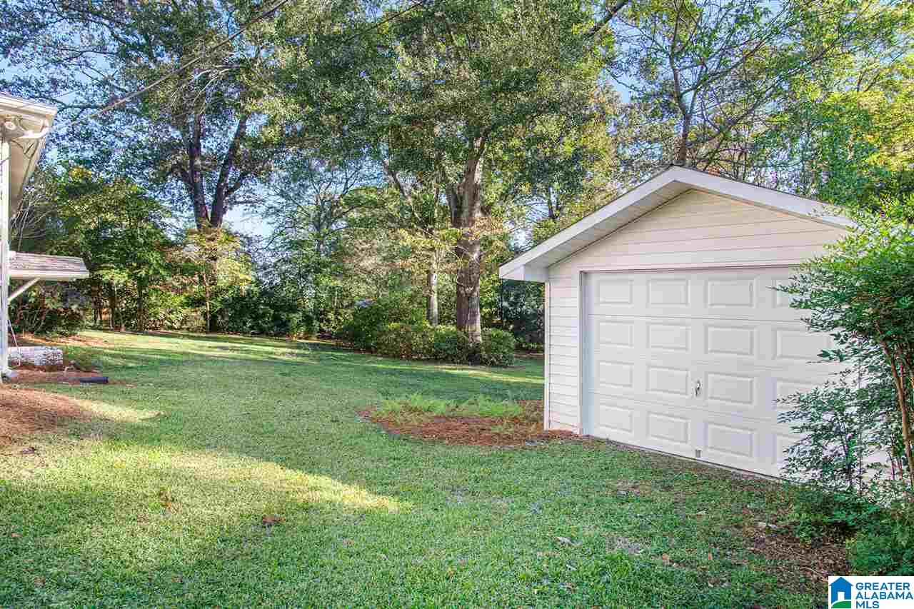 2945 Green Valley Road Birmingham, AL 35243 - Photo 19 of 28