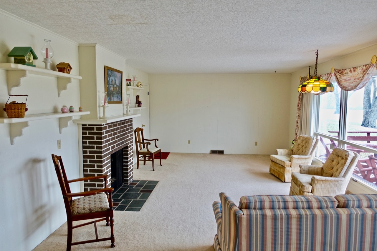 6909 East Piccadilly Road Muncie, IN 47303 - Photo 4 of 36 Gallery Image 4