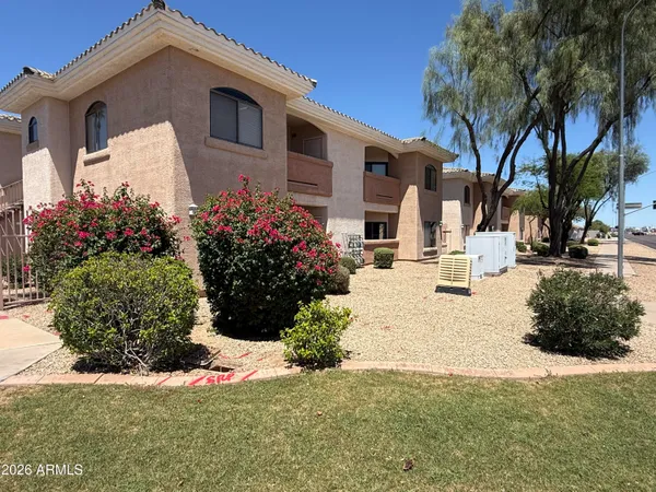 $200,000 | 10030 West Indian School Road, Unit 164, Phoenix, AZ 85037