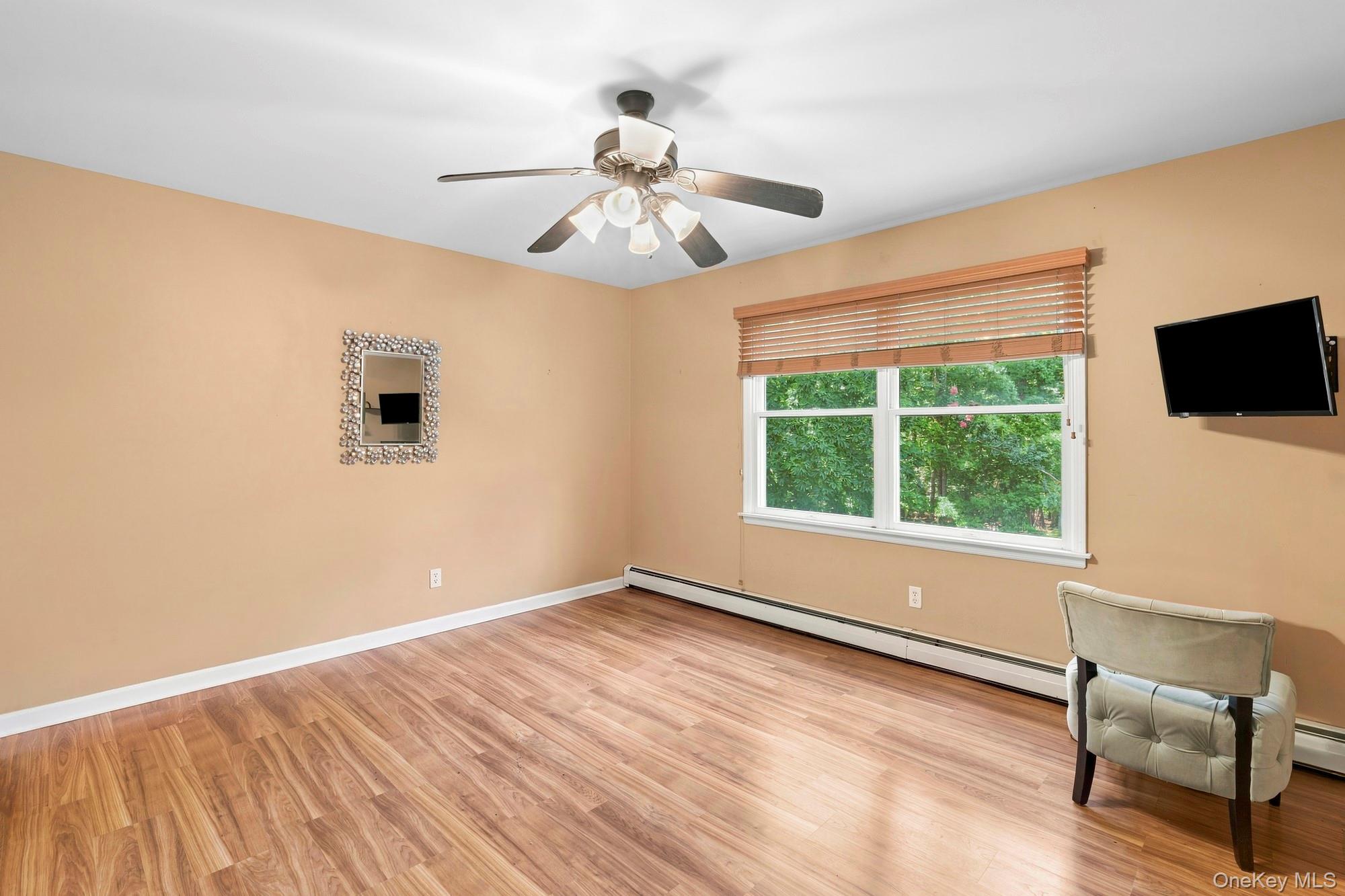 230 Jennings Road Southold, NY 11971 - Photo 12 of 25 Gallery Image 12