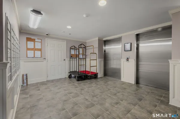 $549,000 | 586 West Thames Street, Unit 610, Norwich, CT 06360