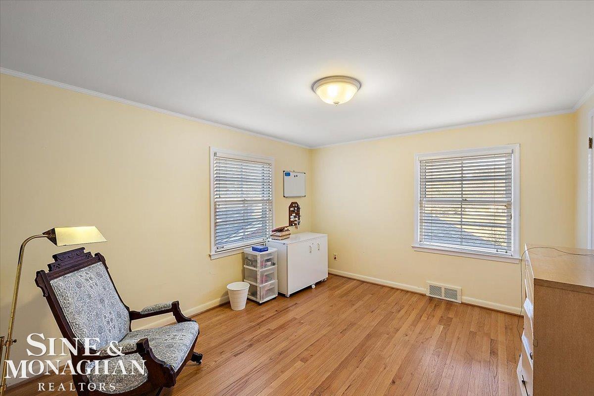 595 Thorntree Road Grosse Pointe Woods, MI 48236 - Photo 46 of 64