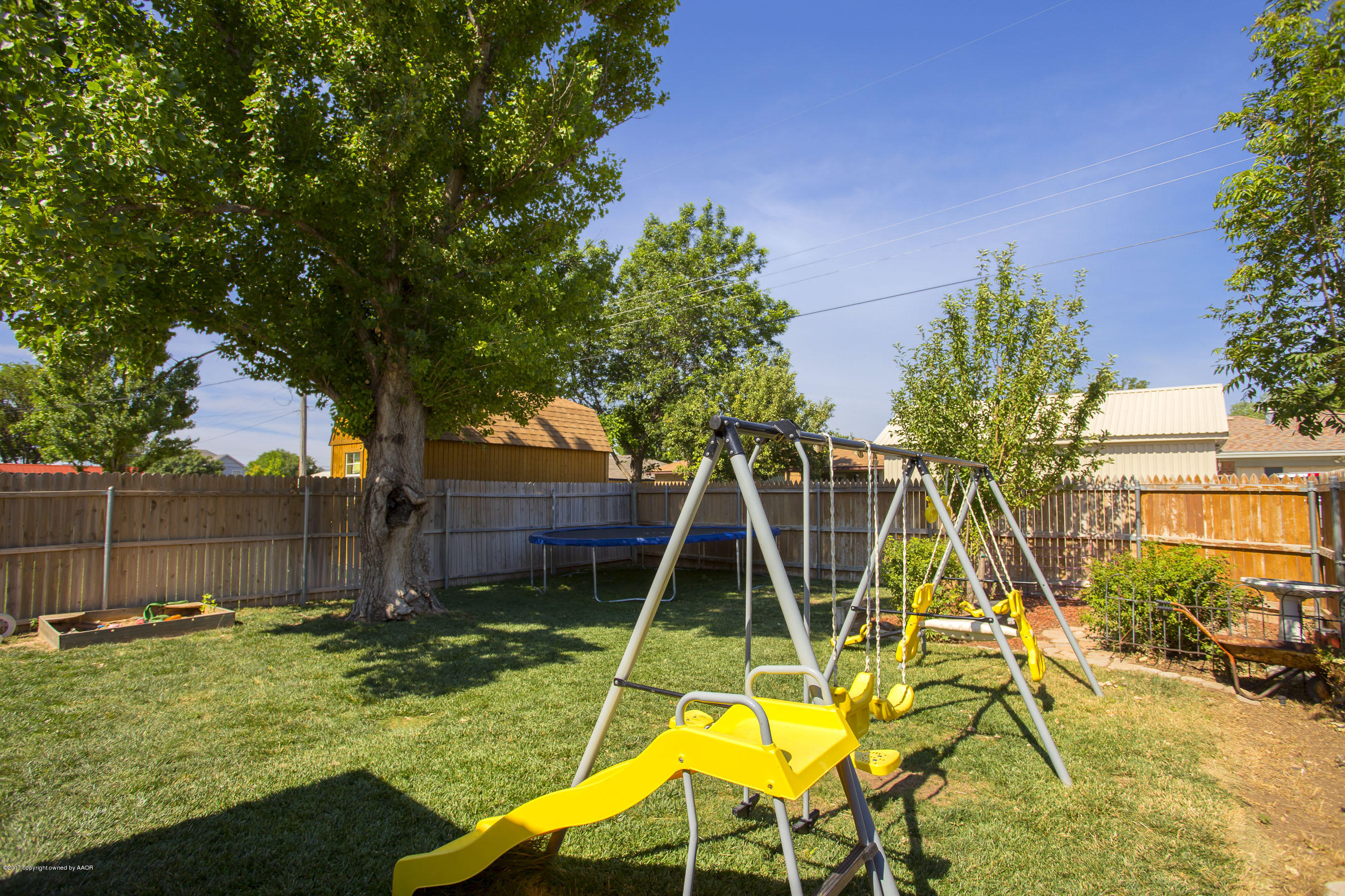 8204 Tejas Trail Amarillo, TX 79110 - Photo 22 of 23 Pretty Backyard