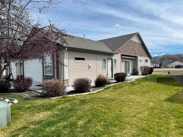 $1 | 868 South Beaver Creek Way, Emmett, ID 83617