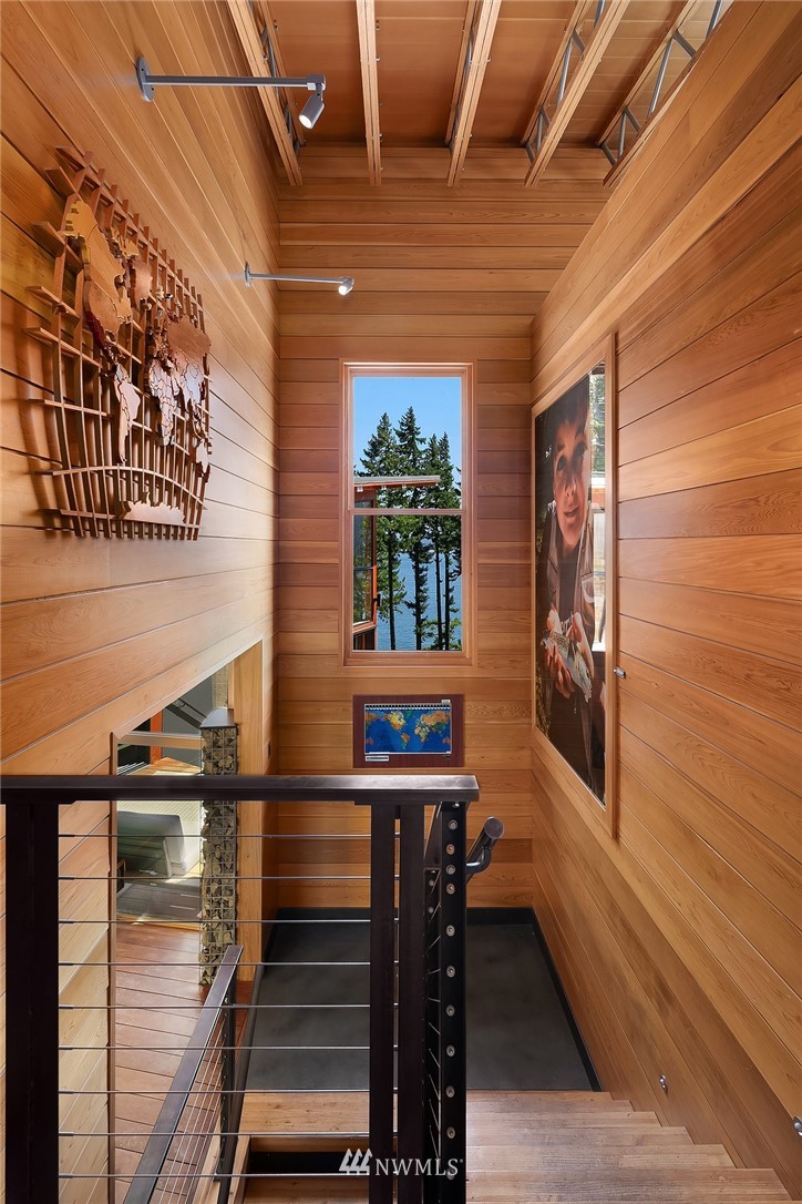 821 Timber Cove Drive Ronald, WA 98940 - Photo 14 of 40 a view of a entryway door of the house