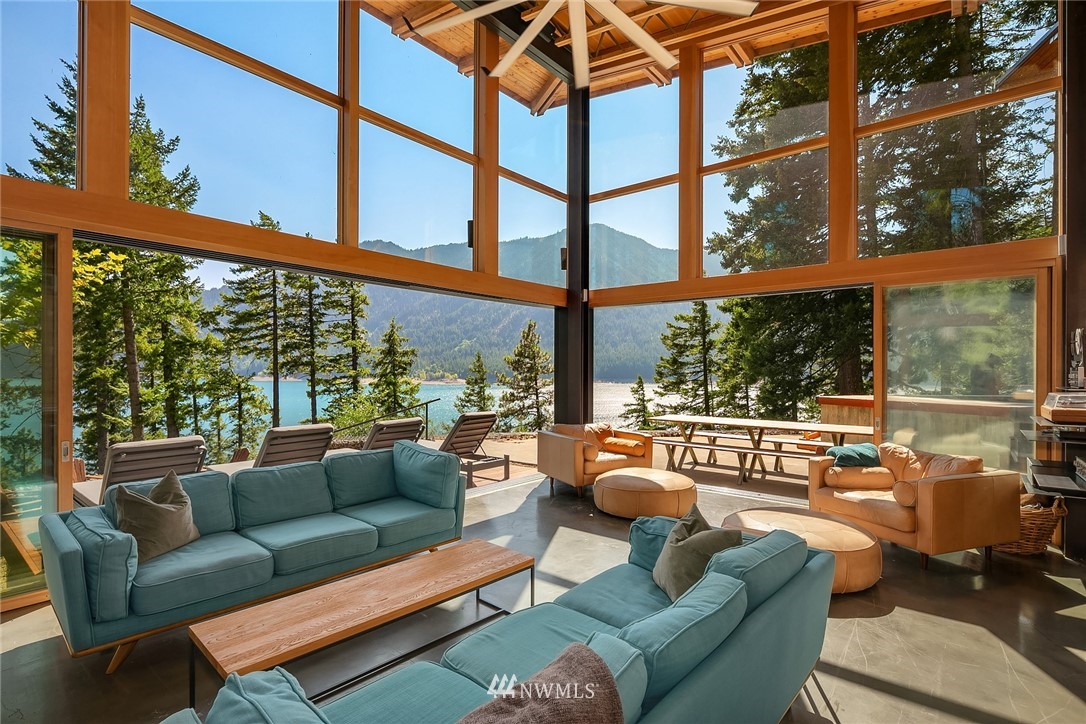 821 Timber Cove Drive Ronald, WA 98940 - Photo 7 of 40 a living room with furniture and a large window