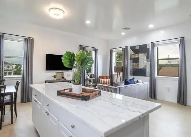 $1,850 | 2318 Martin Luther King Jr Boulevard, New Orleans, LA 70113