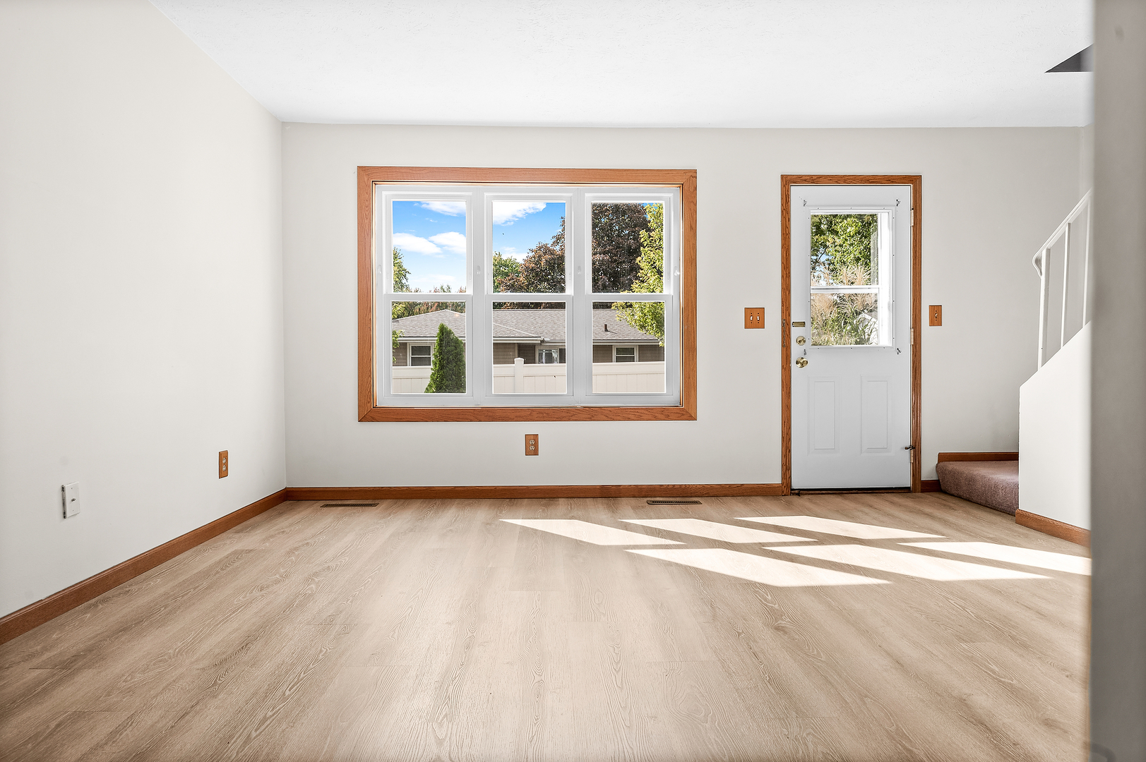1402 Keller Road Normal, IL 61761 - Photo 10 of 30 an empty room with window
