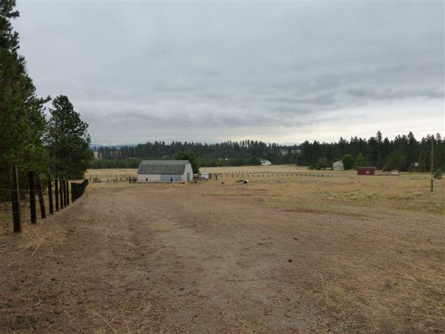 18710 North Division Road Colbert, WA 99005 - Photo 7 of 20