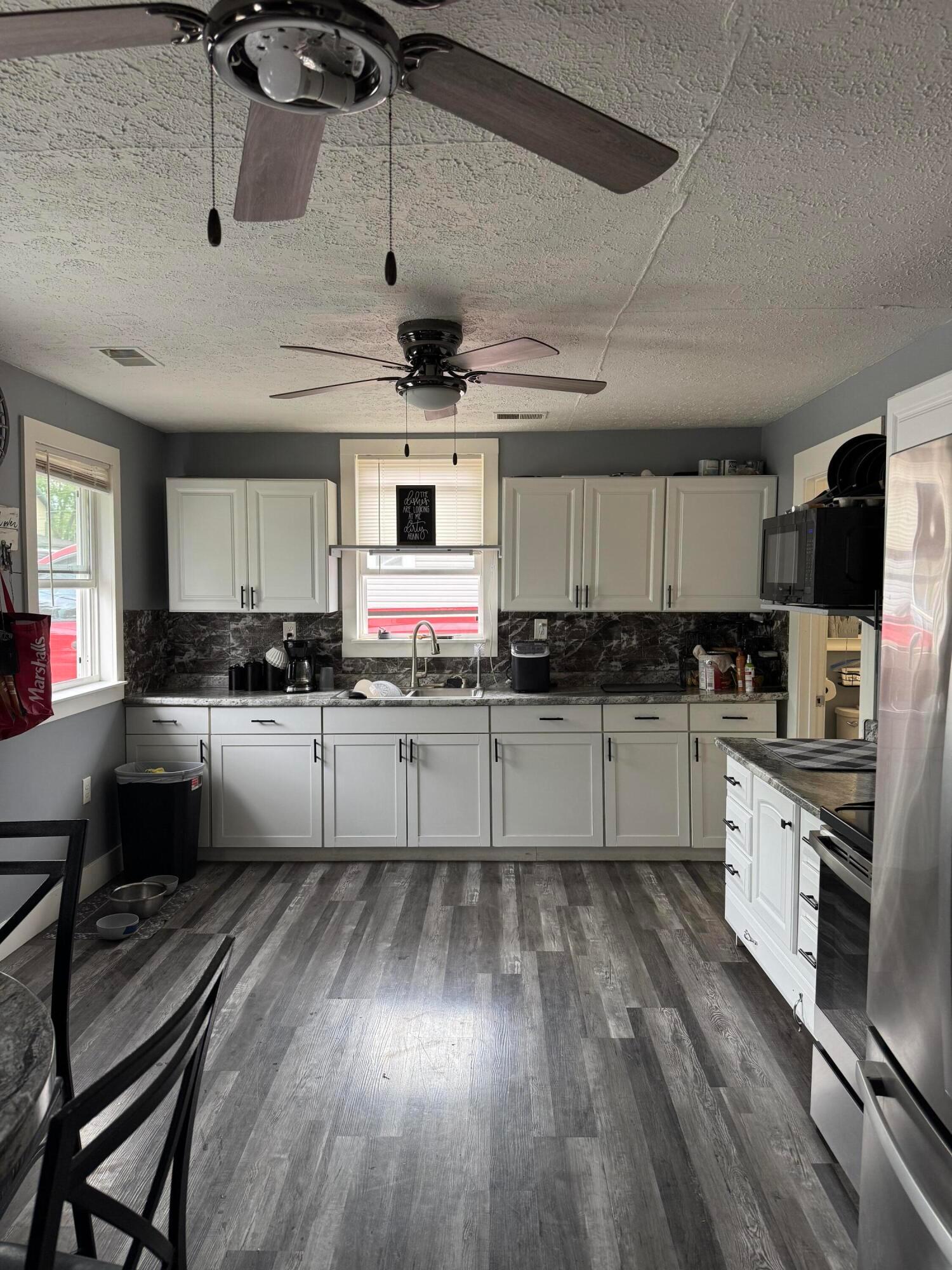 4850 Ridge Street Columbus, OH 43207 - Photo 3 of 12