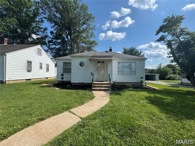 $1,800 | 508 West Legion Avenue, Columbia, IL 62236