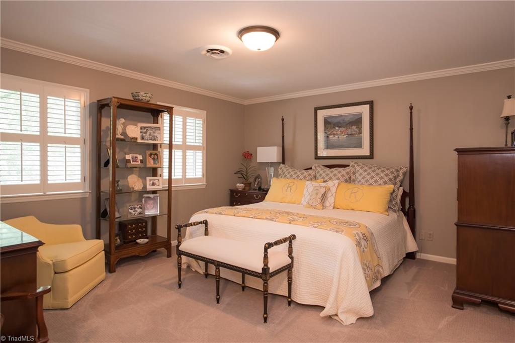 1301 Robinhood Road High Point, NC 27262 - Photo 17 of 28 Gallery Image 17