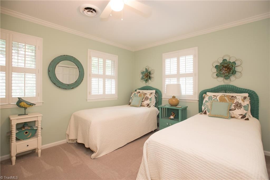 1301 Robinhood Road High Point, NC 27262 - Photo 22 of 28 Gallery Image 22
