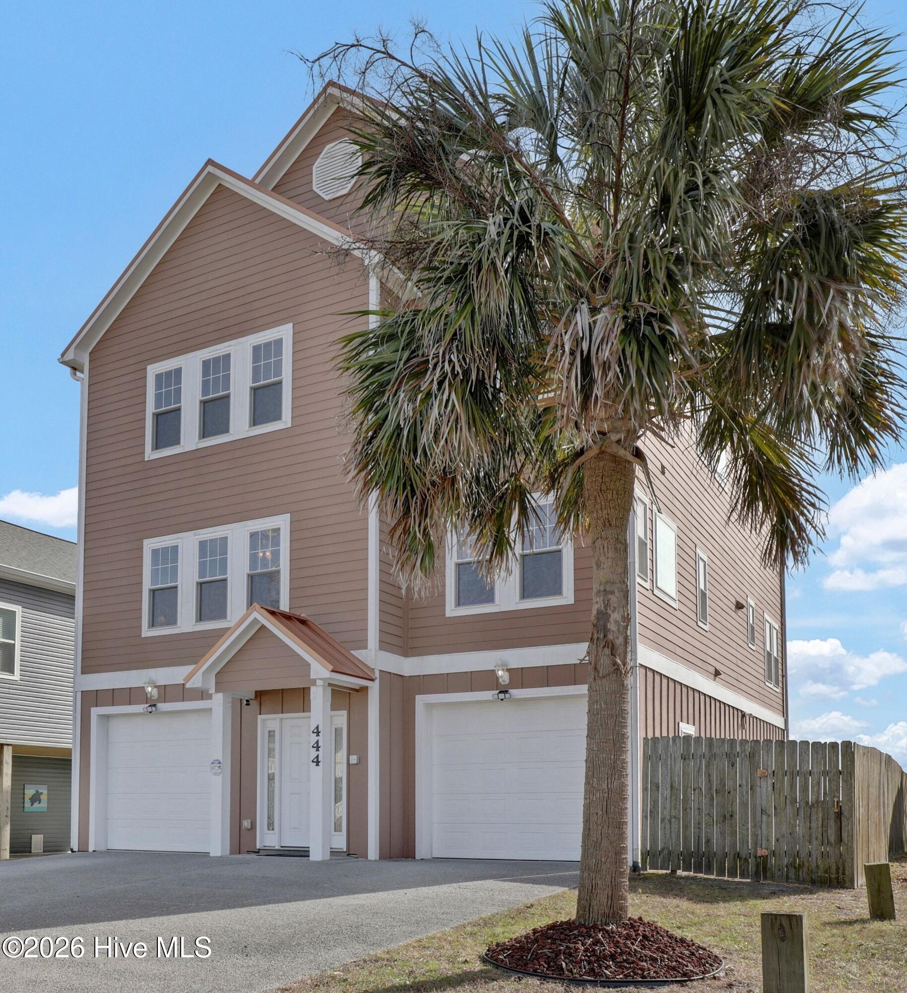 444 Little Kinston Road Surf City, NC 28445 - Photo 2 of 56 Primary