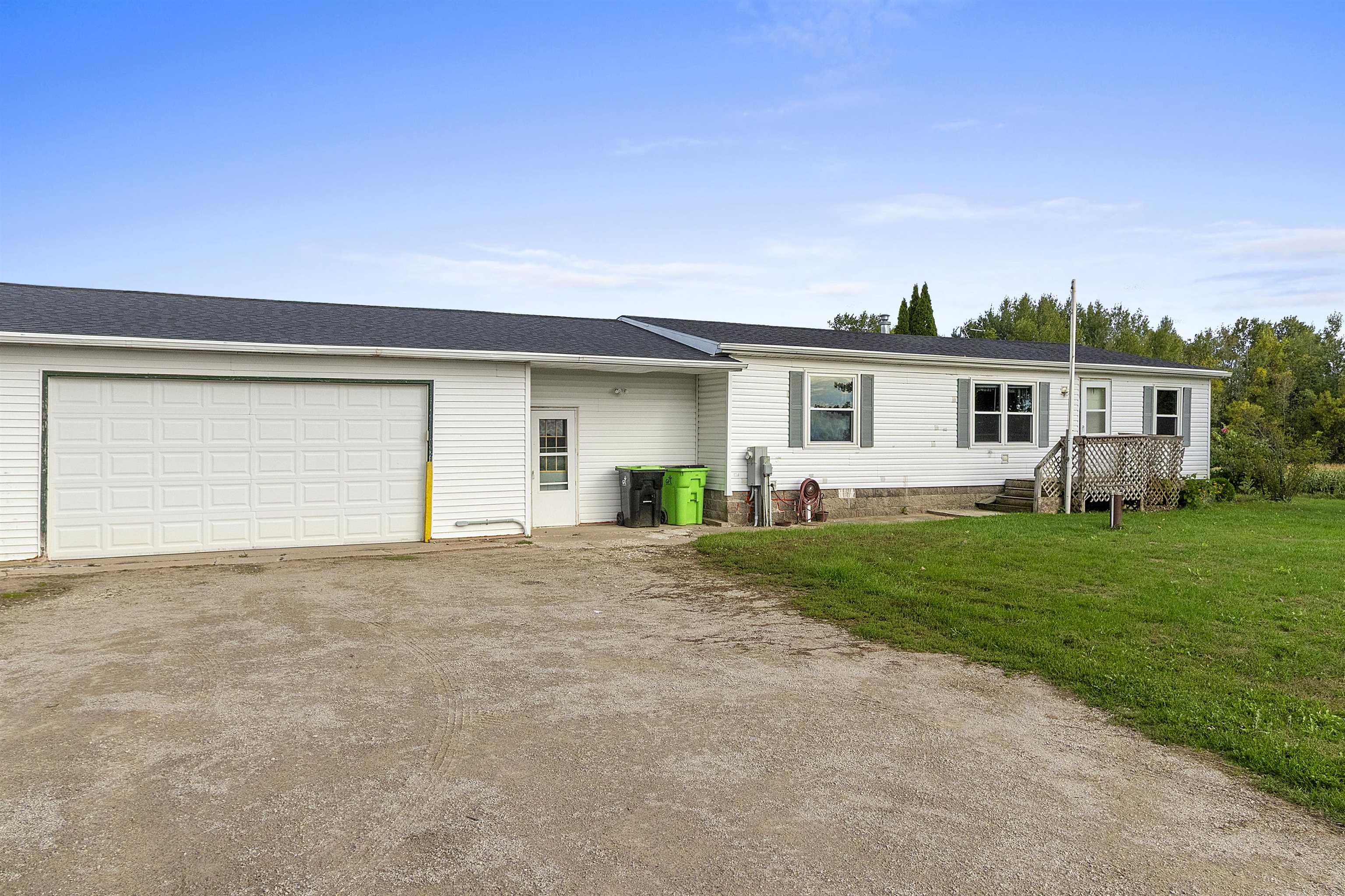 N1038 Townline Road Lena, WI 54139 - Photo 6 of 56 Gallery Image 6