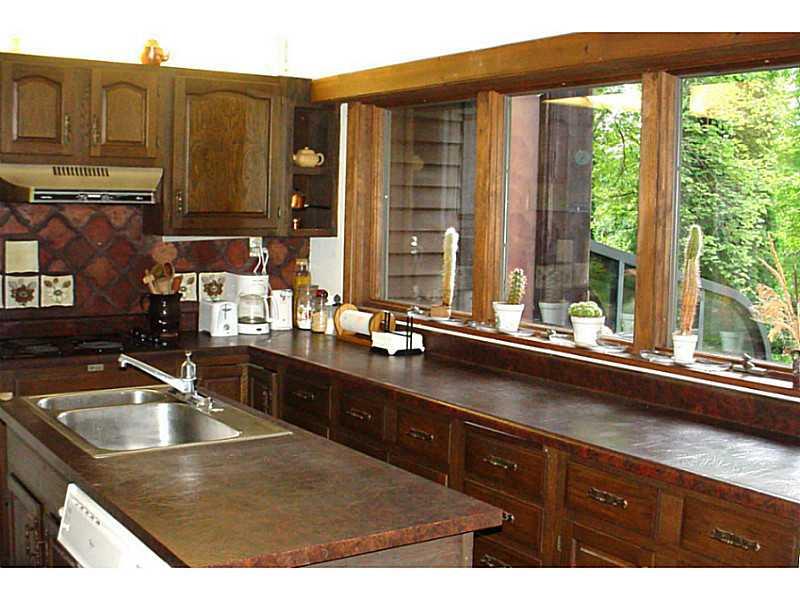 250 Slippery Rock Road Slippery Rock, PA 16057 - Photo 3 of 23 Kitchen.
