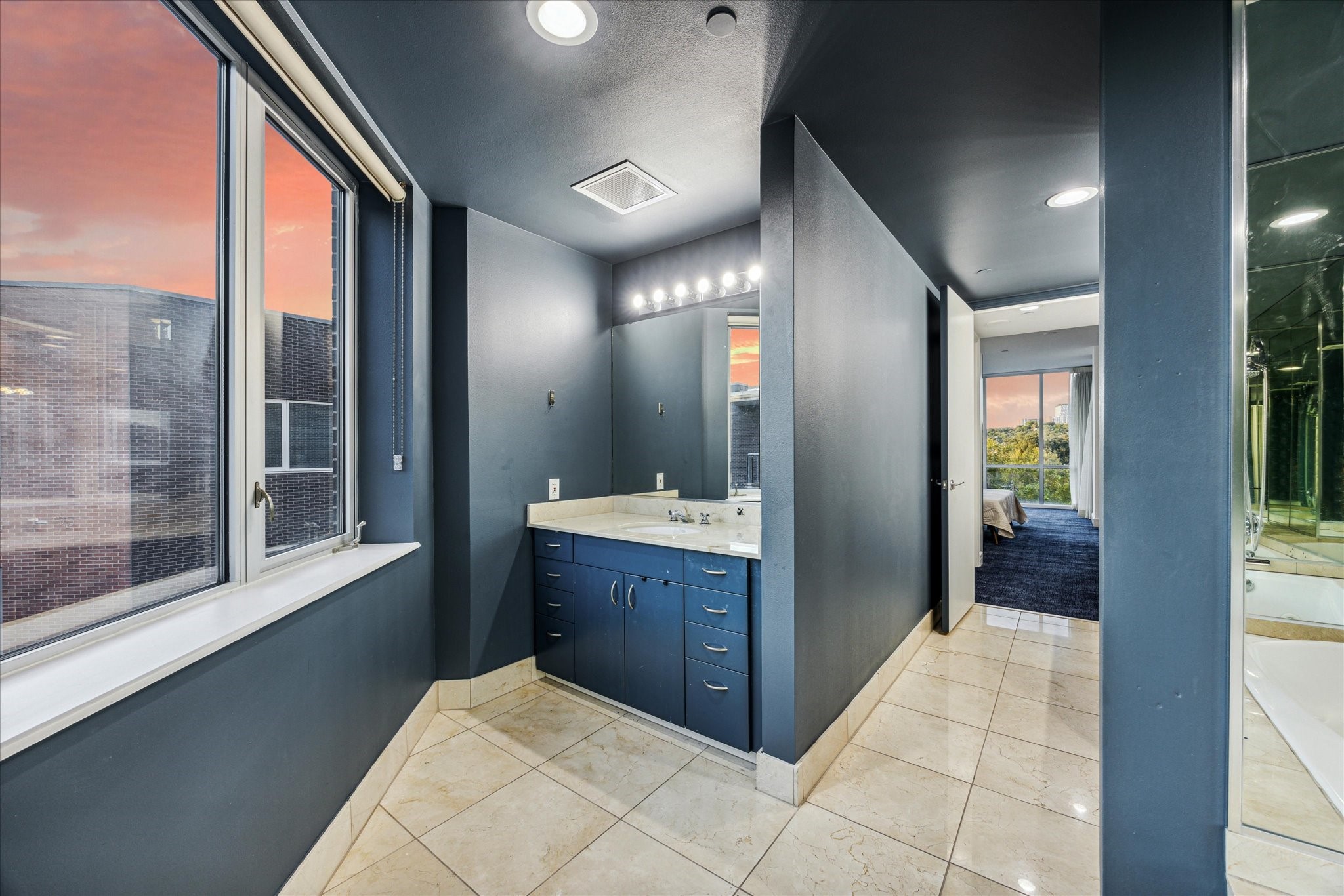 901 West 9th Street, Unit 401A Austin, TX 78703 - Photo 15 of 30