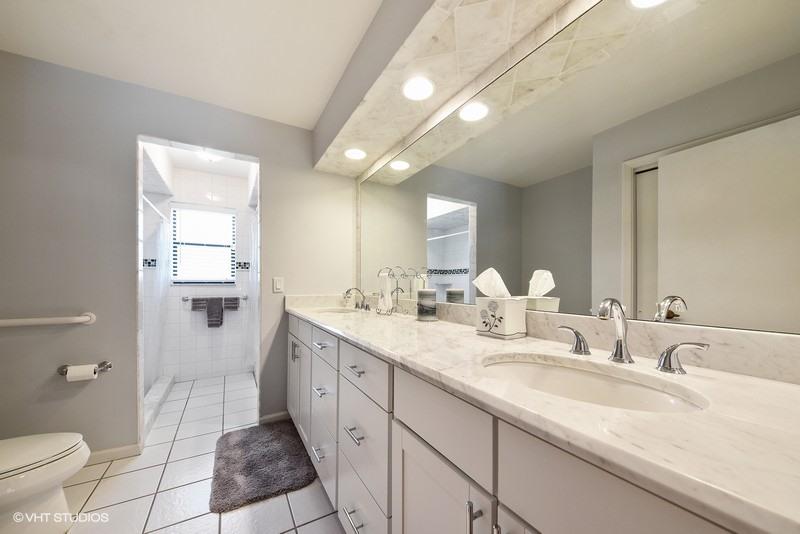 1182 Block Island Road Wellington, FL 33414 - Photo 11 of 15 MASTER BATHROOM