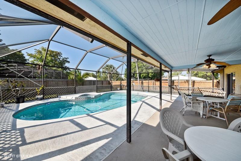 1182 Block Island Road Wellington, FL 33414 - Photo 3 of 15 COVERED PATIO