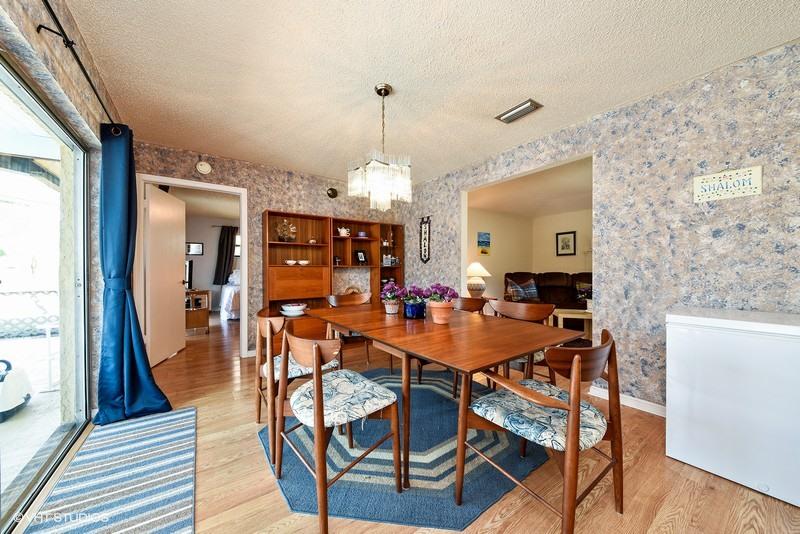 1182 Block Island Road Wellington, FL 33414 - Photo 7 of 15 FAUX PAINT/DINING ROOM