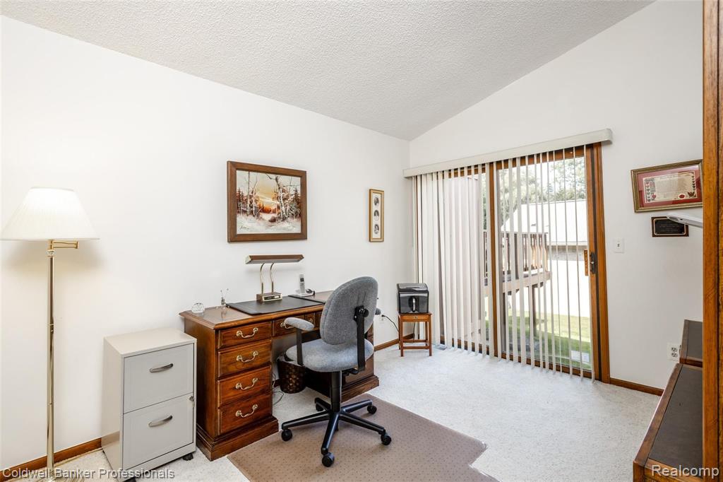 35040 Silver Ridge Court Farmington Hills, MI 48335 - Photo 15 of 43
