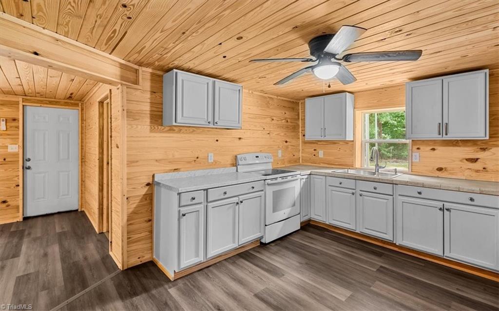 3092 Denton Road Denton, NC 27239 - Photo 8 of 28 Gallery Image 8