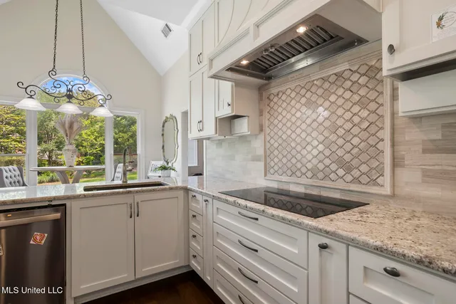 $684,000 | 340 Sherborne Place, Flowood, MS 39232