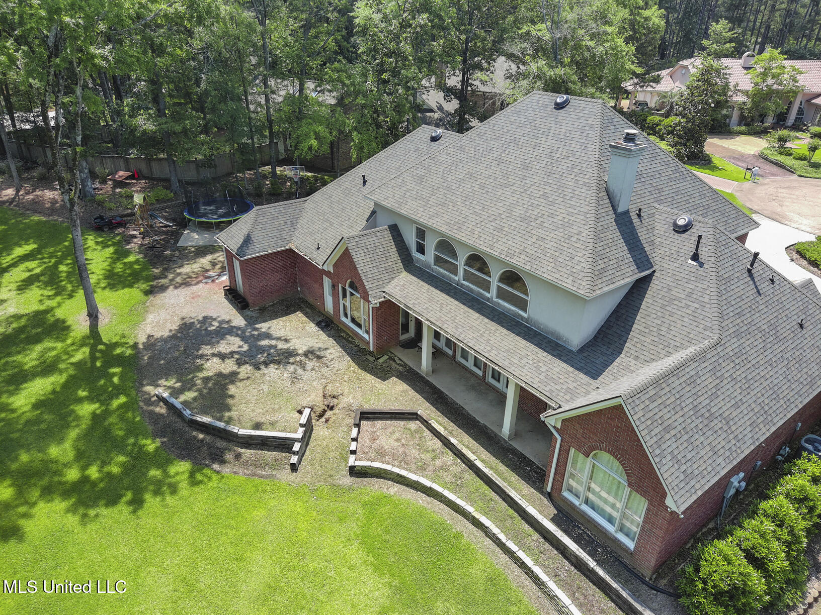 340 Sherborne Place Flowood, MS 39232 - Photo 8 of 50 340 Sherborne Pl Drone-4