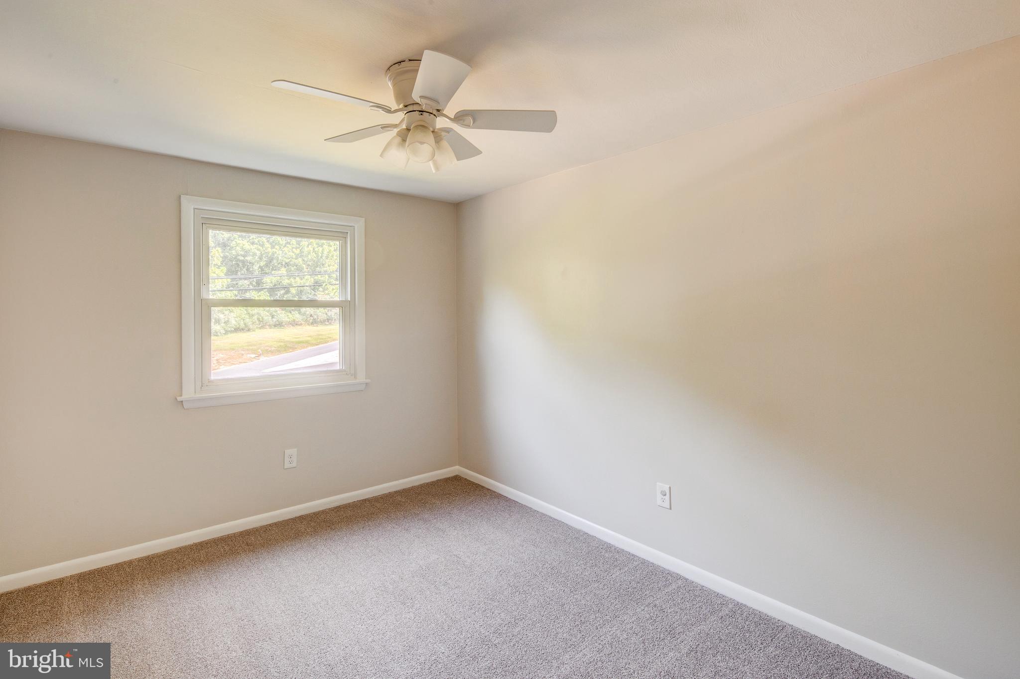 204 Warwick Road, Unit B Stratford, NJ 08084 - Photo 8 of 14 Gallery Image 8