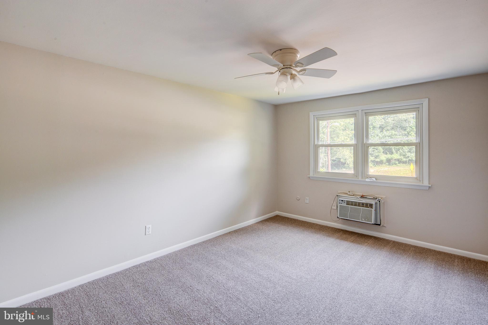 204 Warwick Road, Unit B Stratford, NJ 08084 - Photo 10 of 14 Gallery Image 10