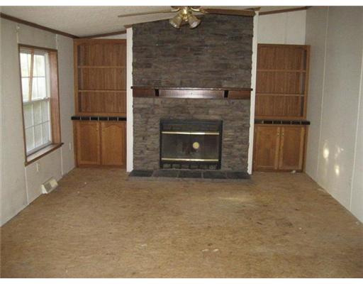 128 Post Road Richmond, ME 04357 - Photo 3 of 25 Den/Family/Great Room. Family room...