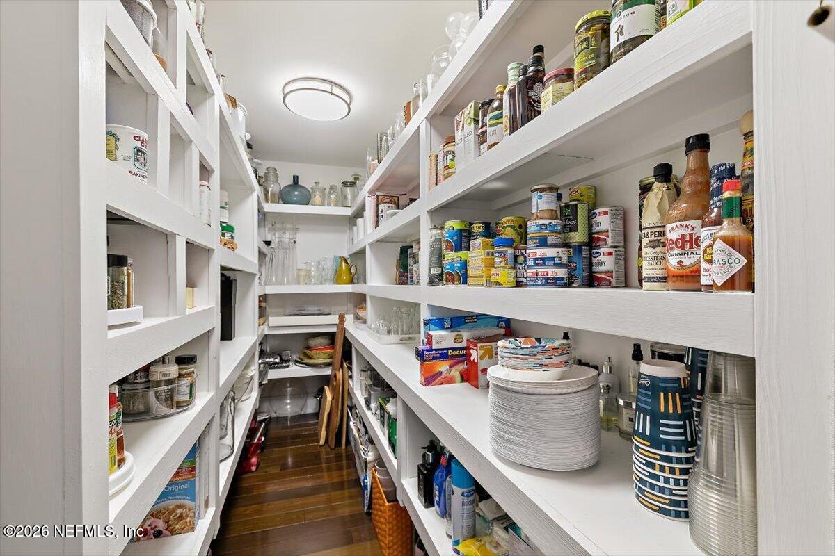 531 Lake Road Ponte Vedra Beach, FL 32082 - Photo 28 of 75 28-Pantry