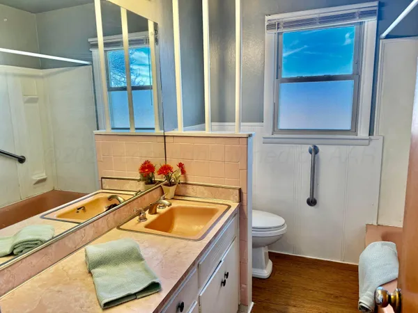 $1,200 | 337 Fairlane Avenue, Amarillo, TX 79108