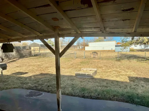 $1,200 | 337 Fairlane Avenue, Amarillo, TX 79108