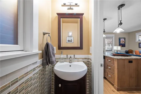 $4,900 | 706 Ivy Street, Unit 1, Pittsburgh, PA 15232