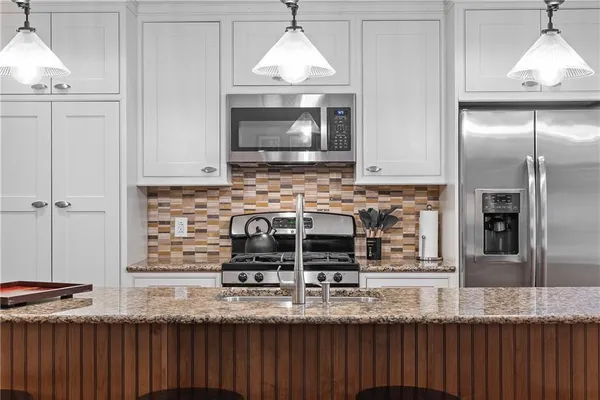 $4,900 | 706 Ivy Street, Unit 1, Pittsburgh, PA 15232